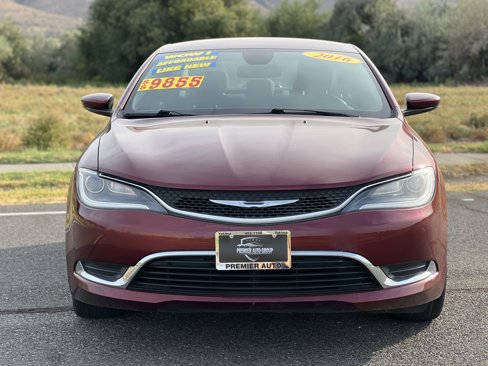 Used 2016 Chrysler 200 Limited image 2