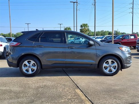 Used 2020 Ford Edge SE image 31