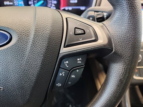 Used 2019 Ford Fusion SE image 19
