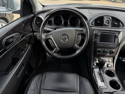 Used 2017 Buick Enclave Leather image 9