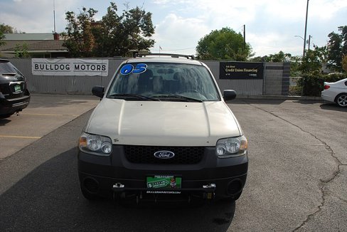 Used 2005 Ford Escape XLS image 8
