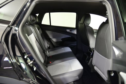 Used 2023 Volkswagen ID.4 Pro image 19