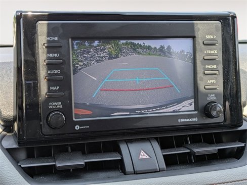 Used 2020 Toyota RAV4 XLE image 19