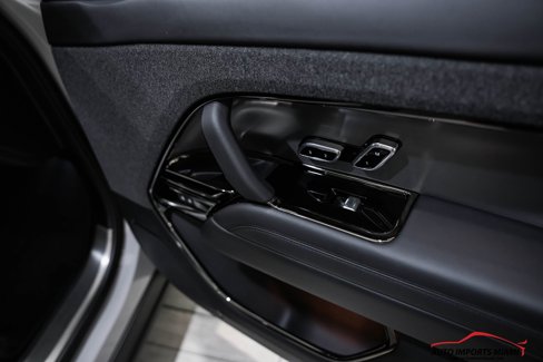 Used 2024 Land Rover Range Rover Sport Dynamic SE image 48