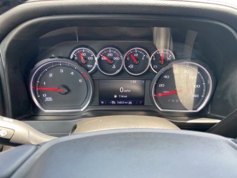 Used 2021 Chevrolet Silverado 2500 LTZ w/ LTZ Plus Package image 13