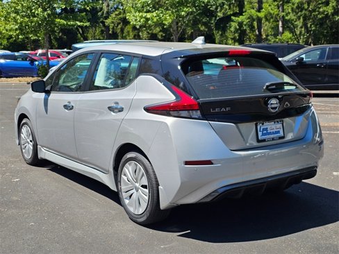 New 2025 Nissan Leaf S image 7