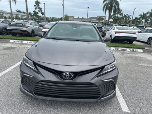 Used 2023 Toyota Camry LE image 2