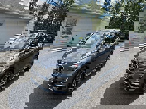 Used 2019 BMW X1 sDrive28i w/ Convenience Package image 3