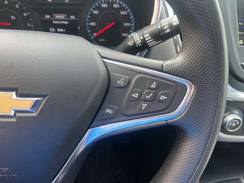 Used 2019 Chevrolet Equinox LS image 24