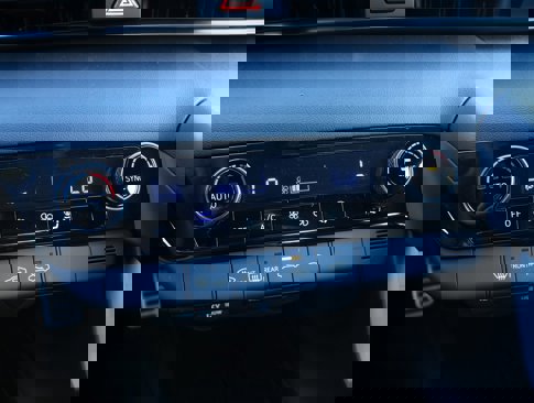 New 2025 Hyundai Elantra Sport image 23