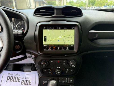 Used 2023 Jeep Renegade Latitude image 6