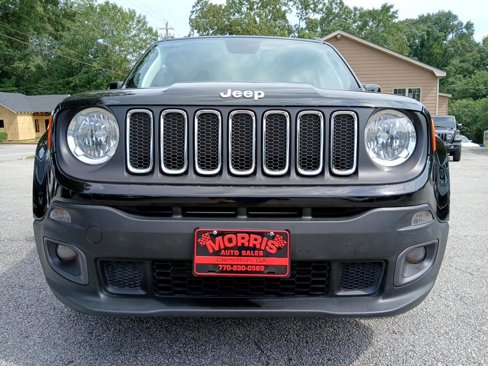 Used 2018 Jeep Renegade Latitude w/ UConnect 8.4 Nav Group image 3