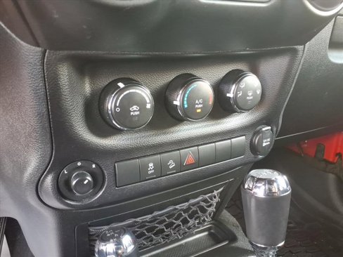 Used 2017 Jeep Wrangler Unlimited Sport image 18