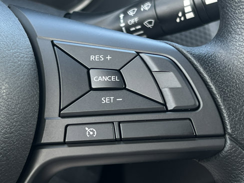 New 2025 Nissan Kicks Play S image 20