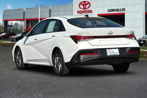 Used 2024 Hyundai Elantra SEL image 6