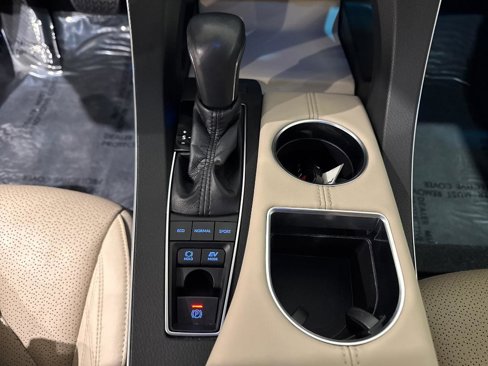 Used 2020 Toyota Avalon Limited image 52