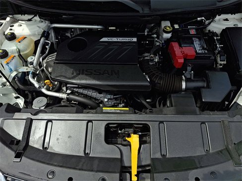 Used 2022 Nissan Rogue S image 27