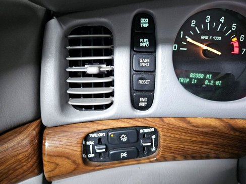 Used 2002 Buick Le Sabre Custom w/ Luxury Pkg image 20
