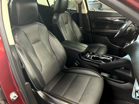 Used 2021 Buick Envision Essence image 16
