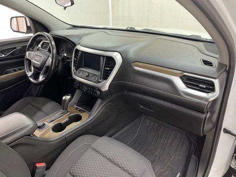 Used 2019 GMC Acadia SLE w/ LPO, Floor Liner Package image 13
