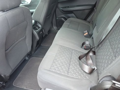 Used 2022 Chevrolet Blazer LT image 11
