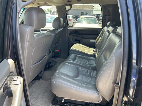 Used 2003 Chevrolet Suburban LT w/ LT Preferred Equipment Group image 12