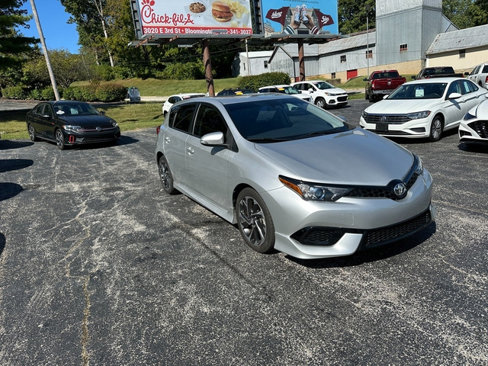 Used 2017 Toyota Corolla iM image 5