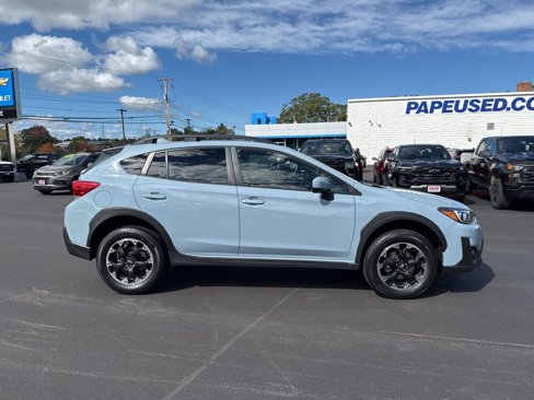 Used 2022 Subaru Crosstrek 2.0i Premium image 2