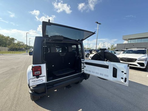Used 2018 Jeep Wrangler Sport image 21