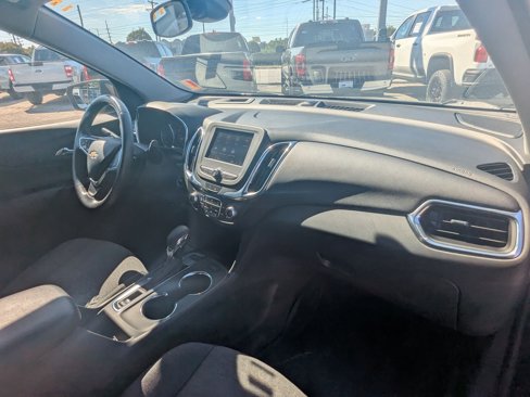 Used 2022 Chevrolet Equinox LT image 32