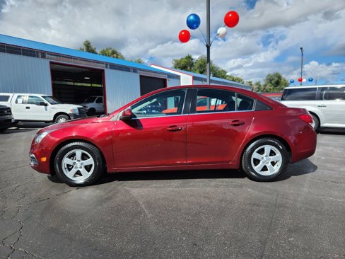 Used 2015 Chevrolet Cruze LT image 2