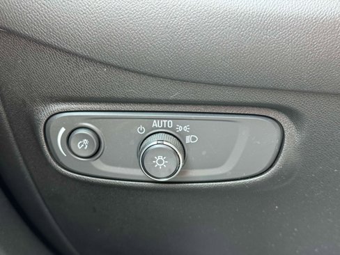 Used 2022 Chevrolet Equinox LT image 20