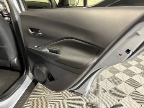 Used 2024 Nissan Kicks SV image 33