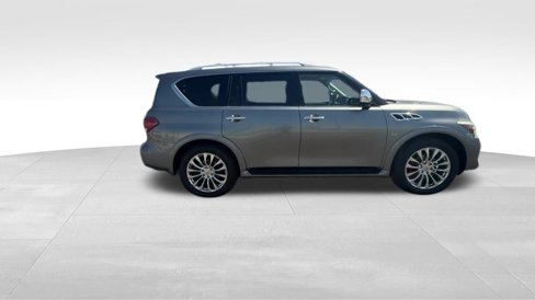 Used 2015 INFINITI QX80 4WD w/ Deluxe Technology Package image 39