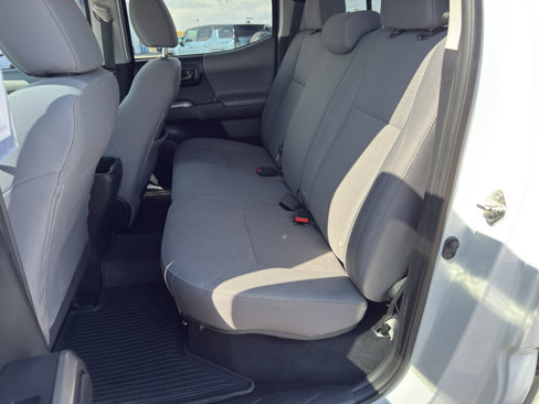 Used 2018 Toyota Tacoma SR5 image 13