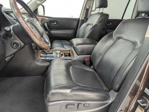 Used 2017 INFINITI QX80 4WD w/ Driver Assistance Package image 5