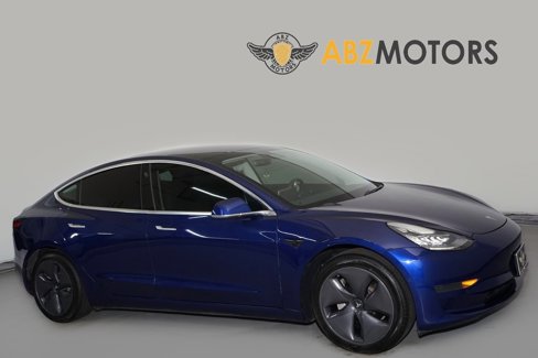 Used 2020 Tesla Model 3 Standard Range Plus image 1