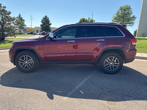 Used 2018 Jeep Grand Cherokee Limited w/ Trailer Tow Group IV image 7