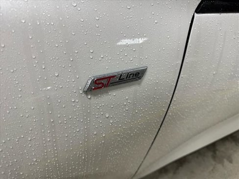 New 2025 Ford Escape ST-Line w/ Equipment Group 301A image 4