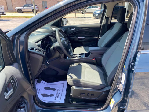 Used 2019 Ford Escape SE image 14