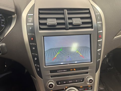 Used 2019 Lincoln MKZ Reserve image 17