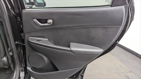 Used 2018 Hyundai Kona Limited image 21