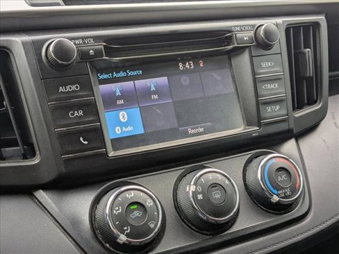 Used 2017 Toyota RAV4 LE image 13