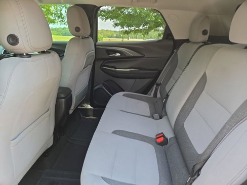 Used 2021 Chevrolet TrailBlazer LT w/ Convenience Package image 11