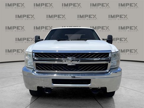 Used 2013 Chevrolet Silverado 3500 W/T image 2