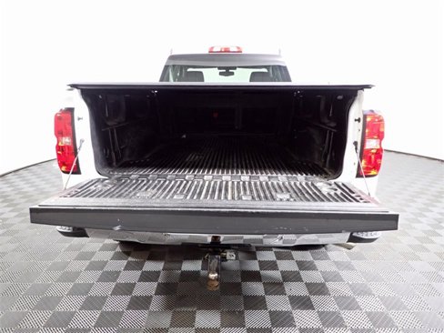 Used 2018 Chevrolet Silverado 1500 LT image 12