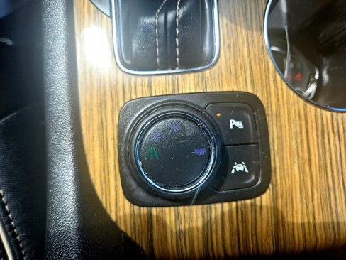 Used 2017 GMC Acadia Denali w/ Technology Package image 35