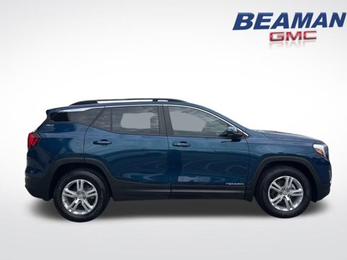 Used 2021 GMC Terrain SLE w/ Driver Convenience Package image 10