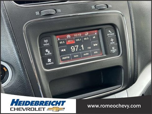 Used 2018 Dodge Journey SE image 25