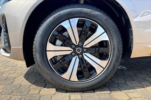 New 2025 Volvo XC60 T8 Core w/ Protection Package Premier image 17
